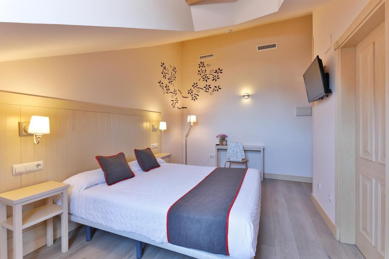 OYO Hostal La Chata San Ildefonso Esterno foto