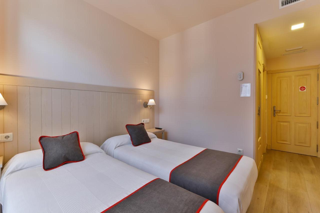 OYO Hostal La Chata San Ildefonso Esterno foto