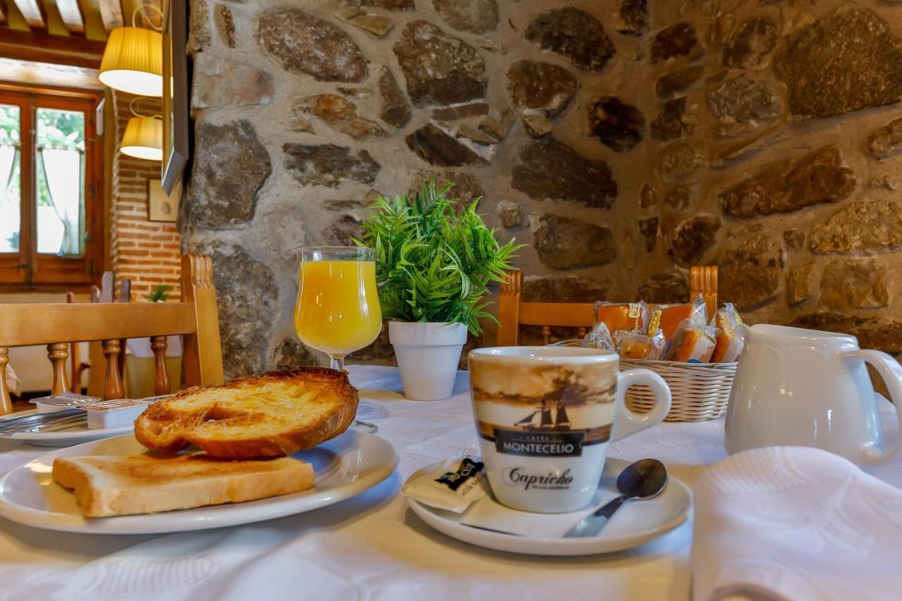 OYO Hostal La Chata San Ildefonso Esterno foto